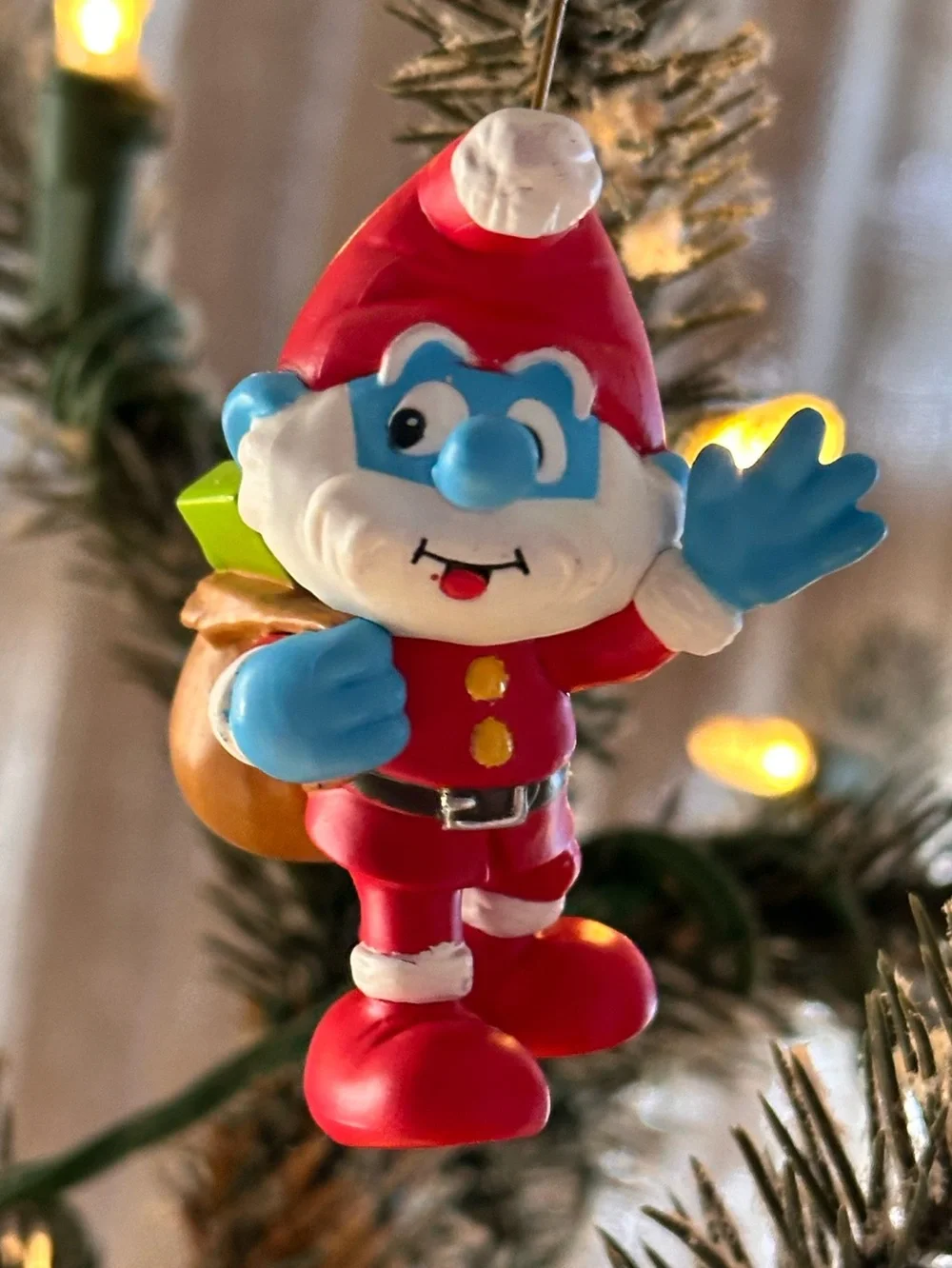 2013 Hallmark Keepsake Papa Smurf Christmas Ornament